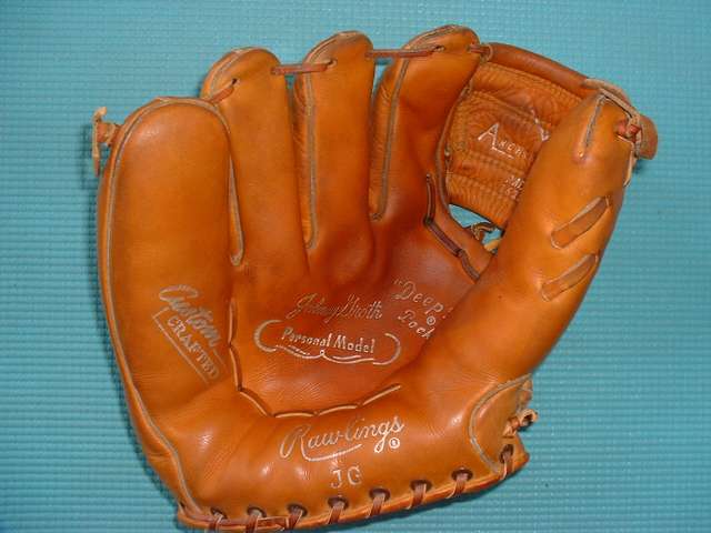 Johnny Groth Rawlings JG Front